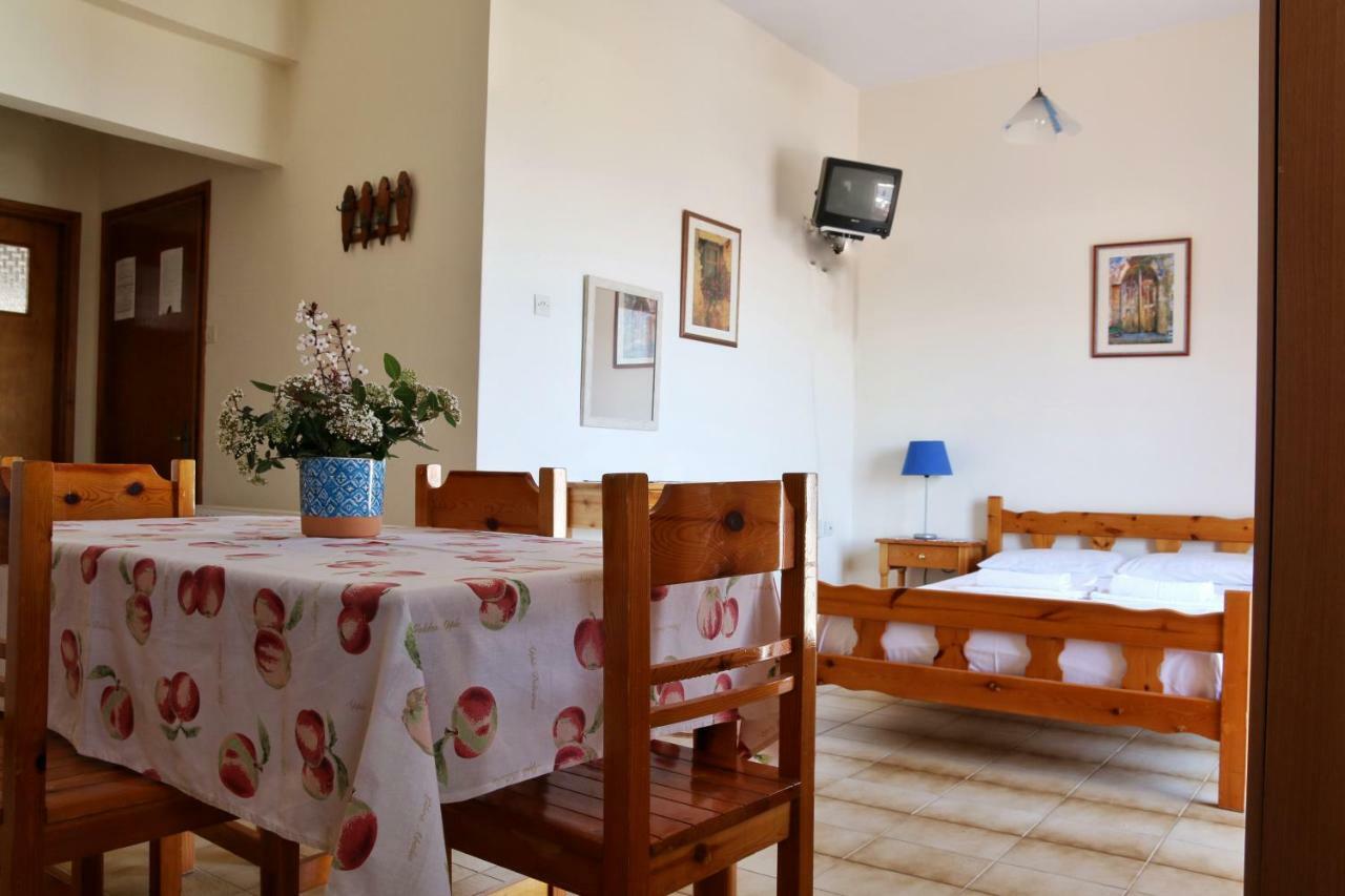 Seaview - Selfcatering Apartment - Helen No 2 Xiropigado Esterno foto